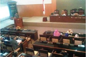 Rapat Paripurna DPRD